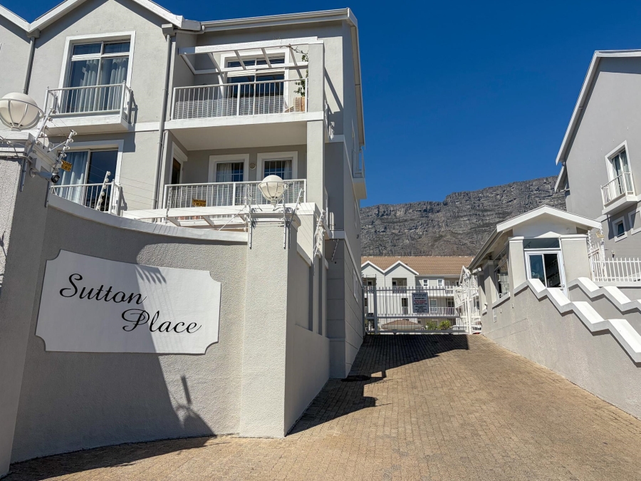 1 Bedroom Property for Sale in Oranjezicht Western Cape